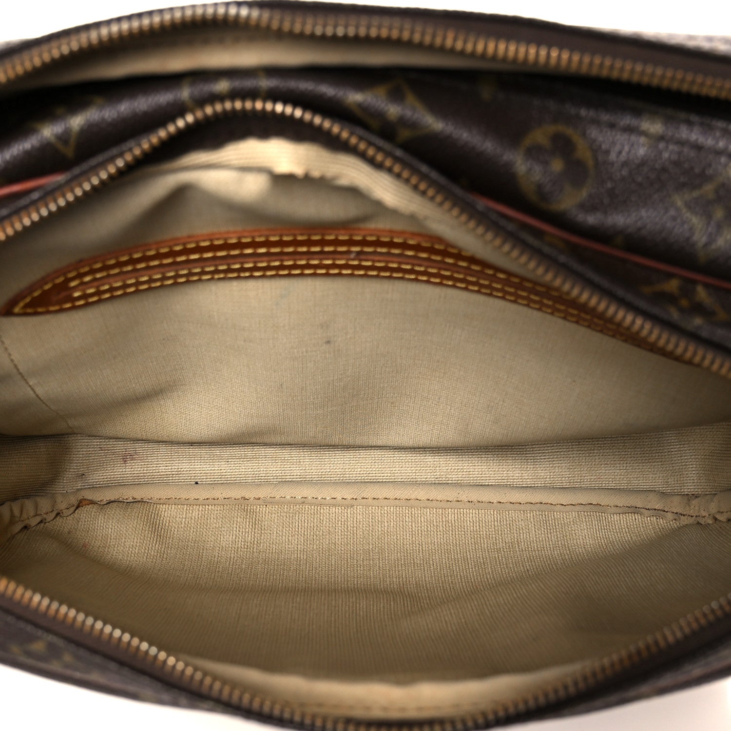 Louis Vuitton Monogram Reporter PM 5 of 11