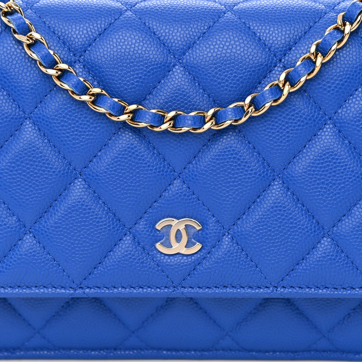 Caviar Quilted Wallet On Chain WOC Blue