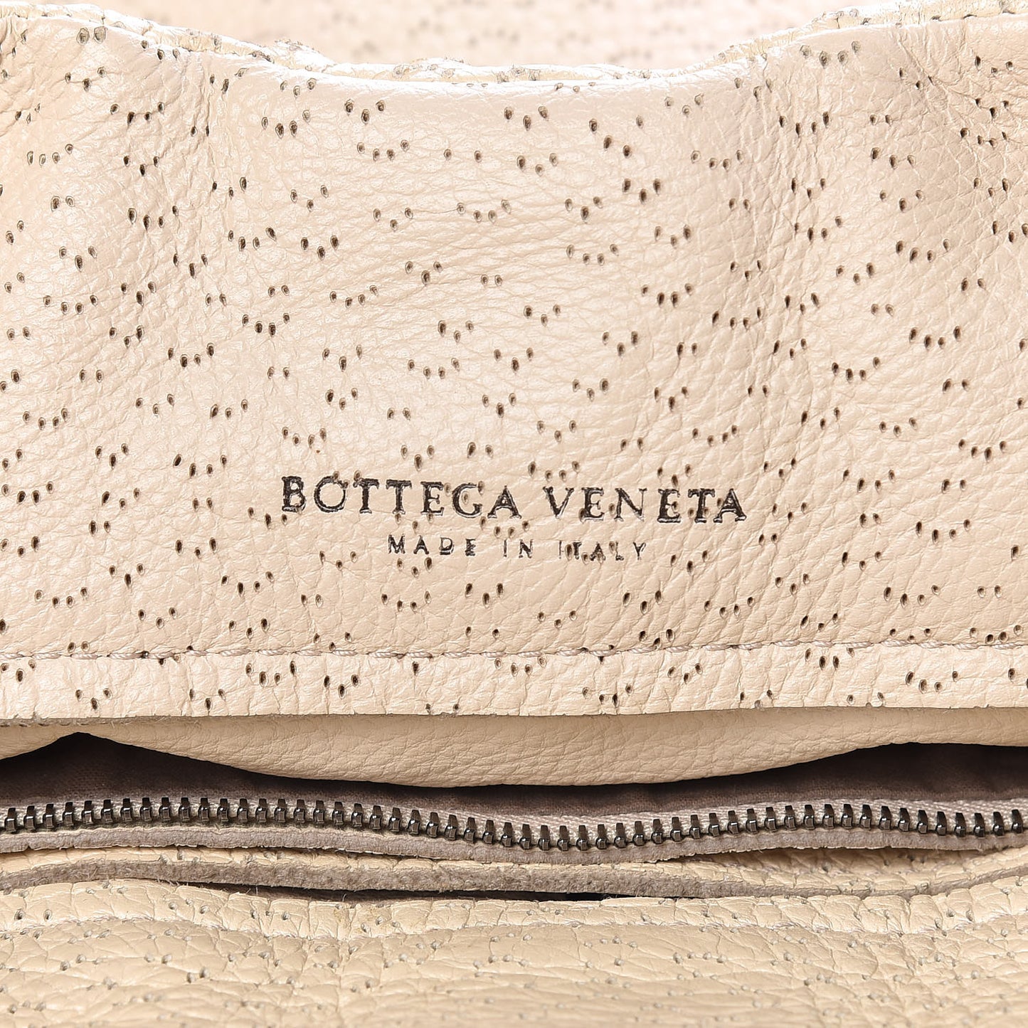 Cervo Deerskin Perforated Pekary Hobo Cream
