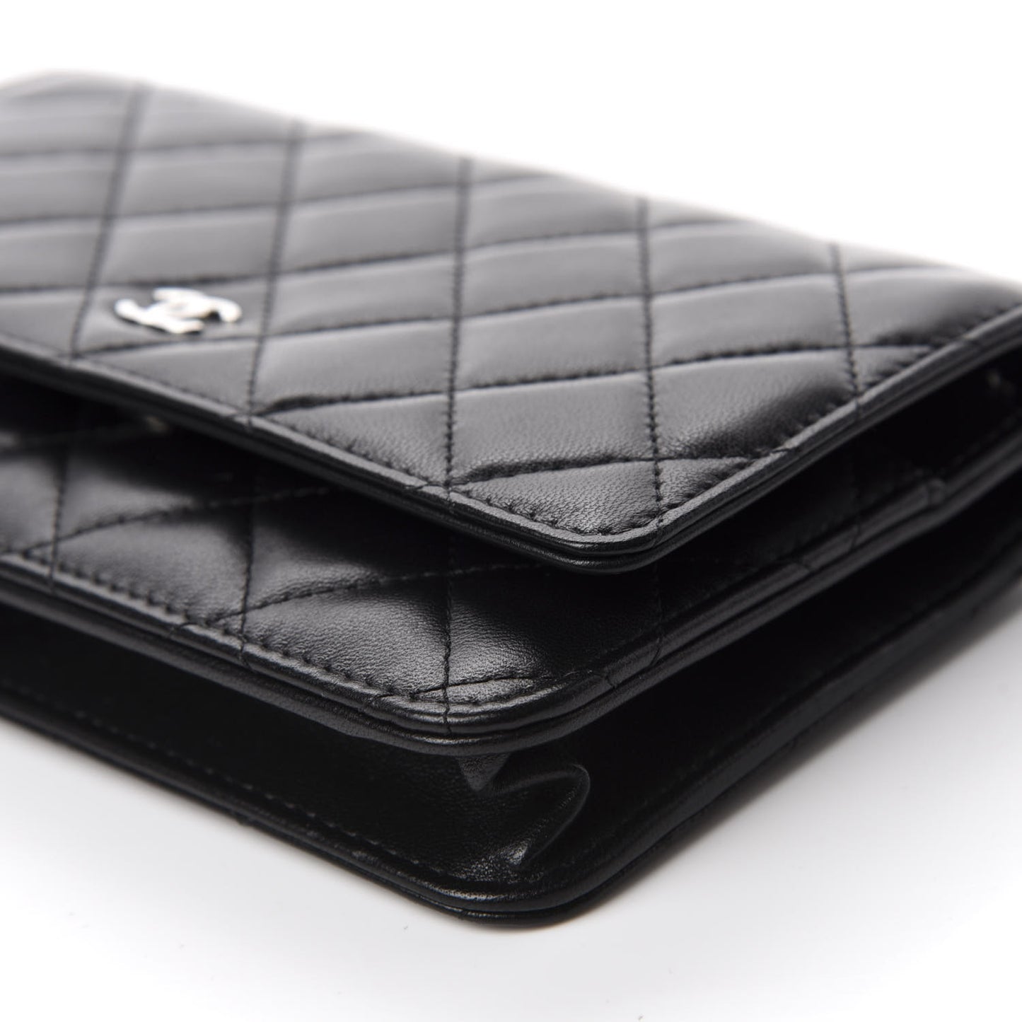 Lambskin Quilted Wallet On Chain WOC Black