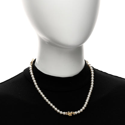 Chanel Crystal Pearl CC Heart Choker Necklace Gold 2 of 6