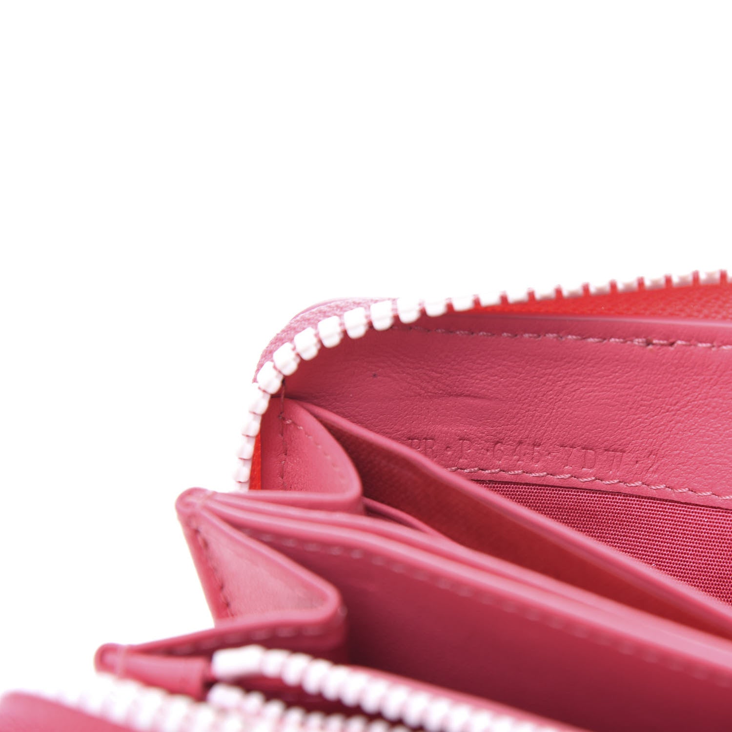 Valentino Garavani Vitello Colorblock Free Rockstud Zip Around Wallet Shadow Pink White 13 of 13