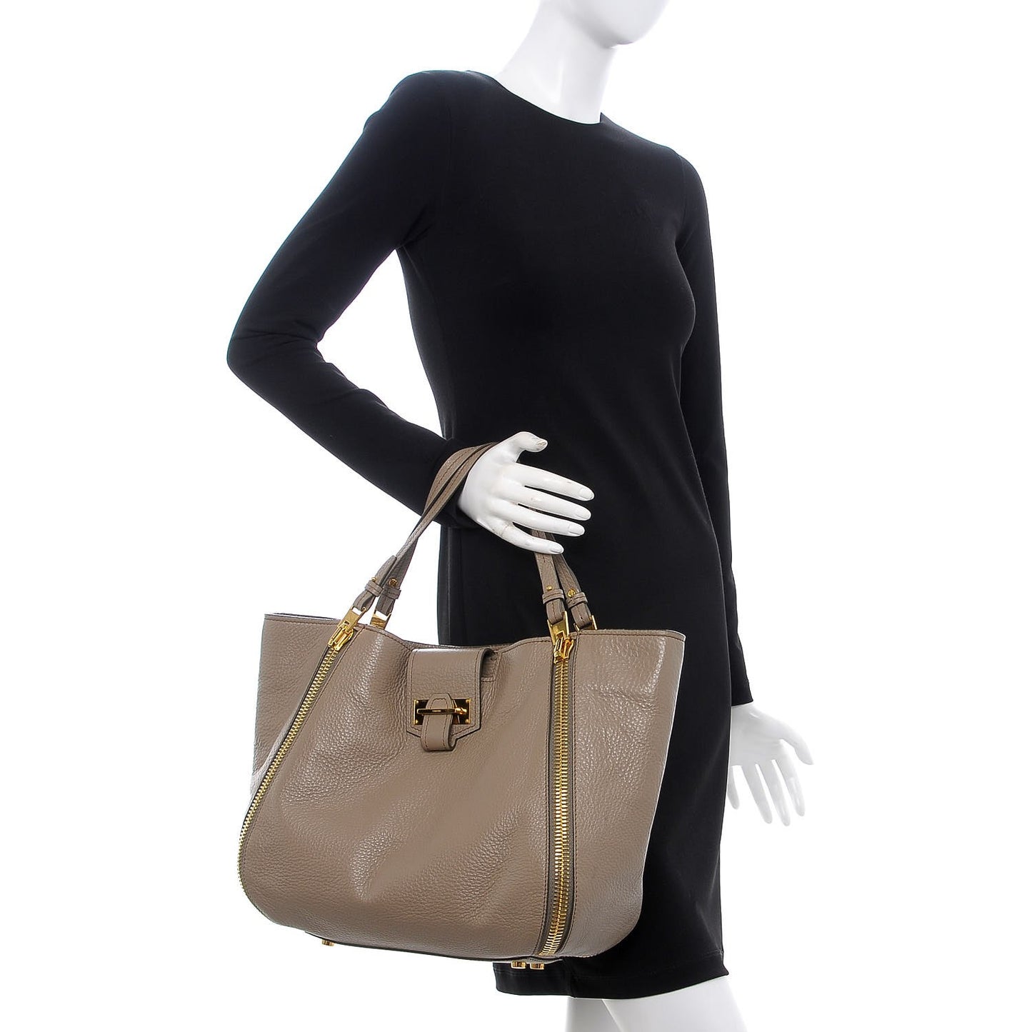 Grained Calfskin Medium Sedgwick Zipper Warm Taupe
