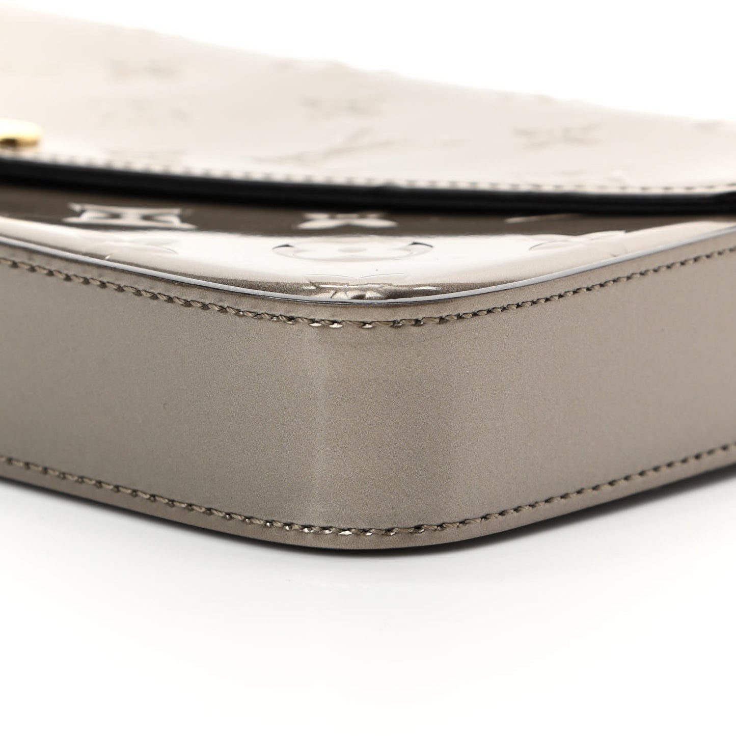 Vernis Felicie Pochette Chain Wallet Champagne Metallise