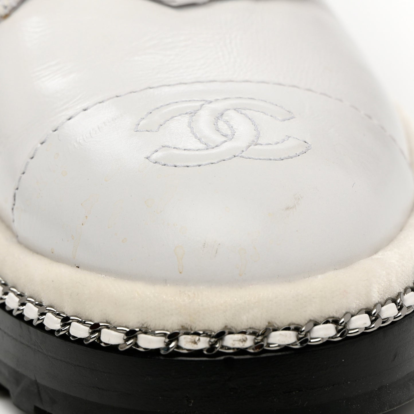 Crackled Calfskin Pearl Chain CC Combat Short Boots 37 White