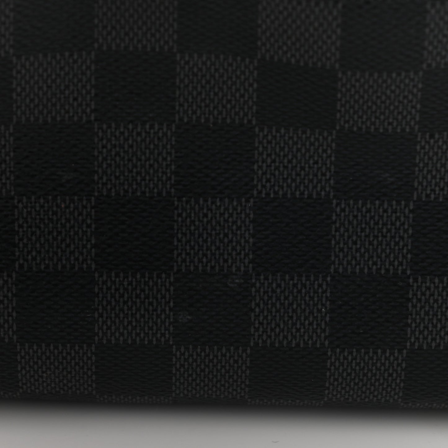 Damier Graphite Dopp Kit Toilet Pouch