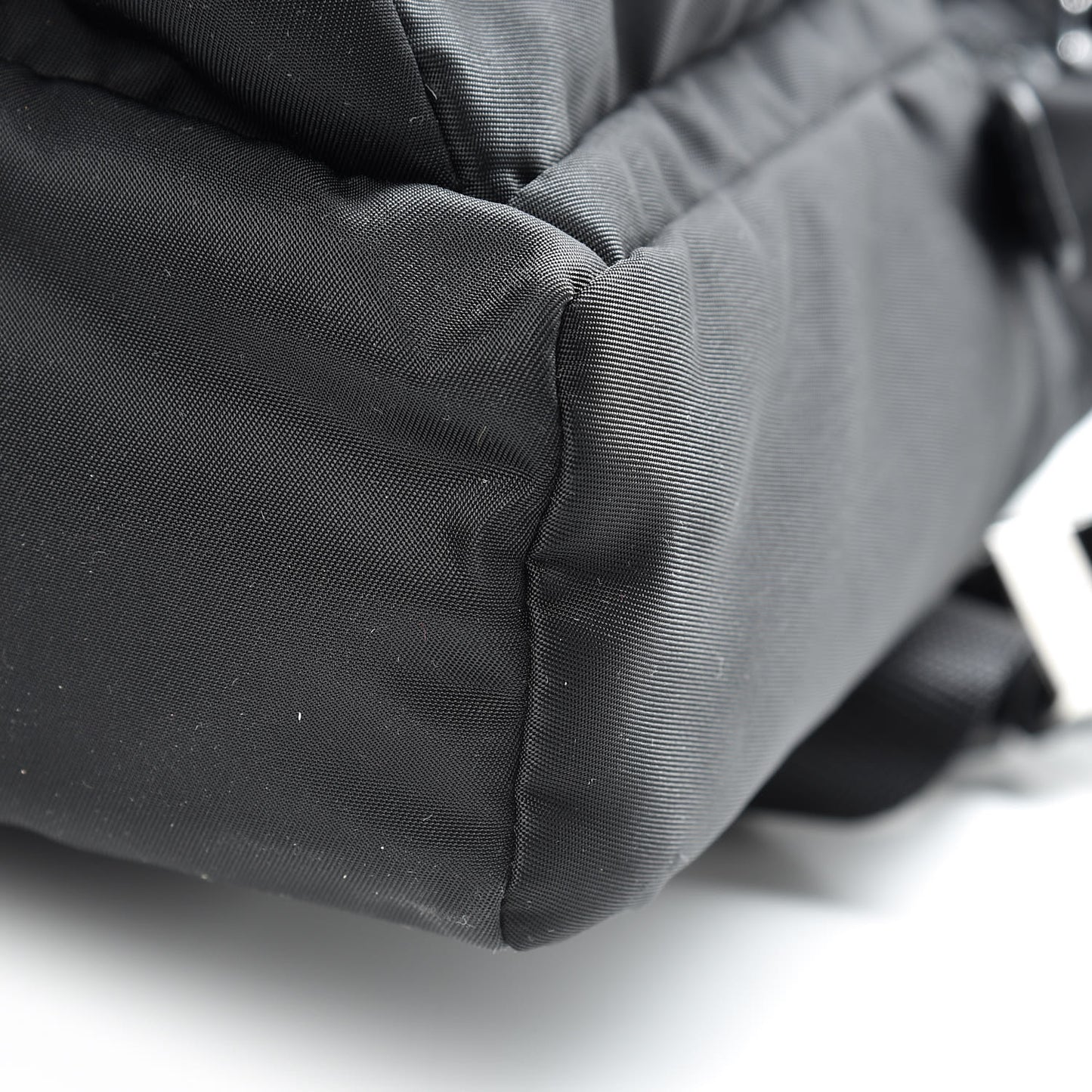 Tessuto Nylon Montagna Sling Backpack Black