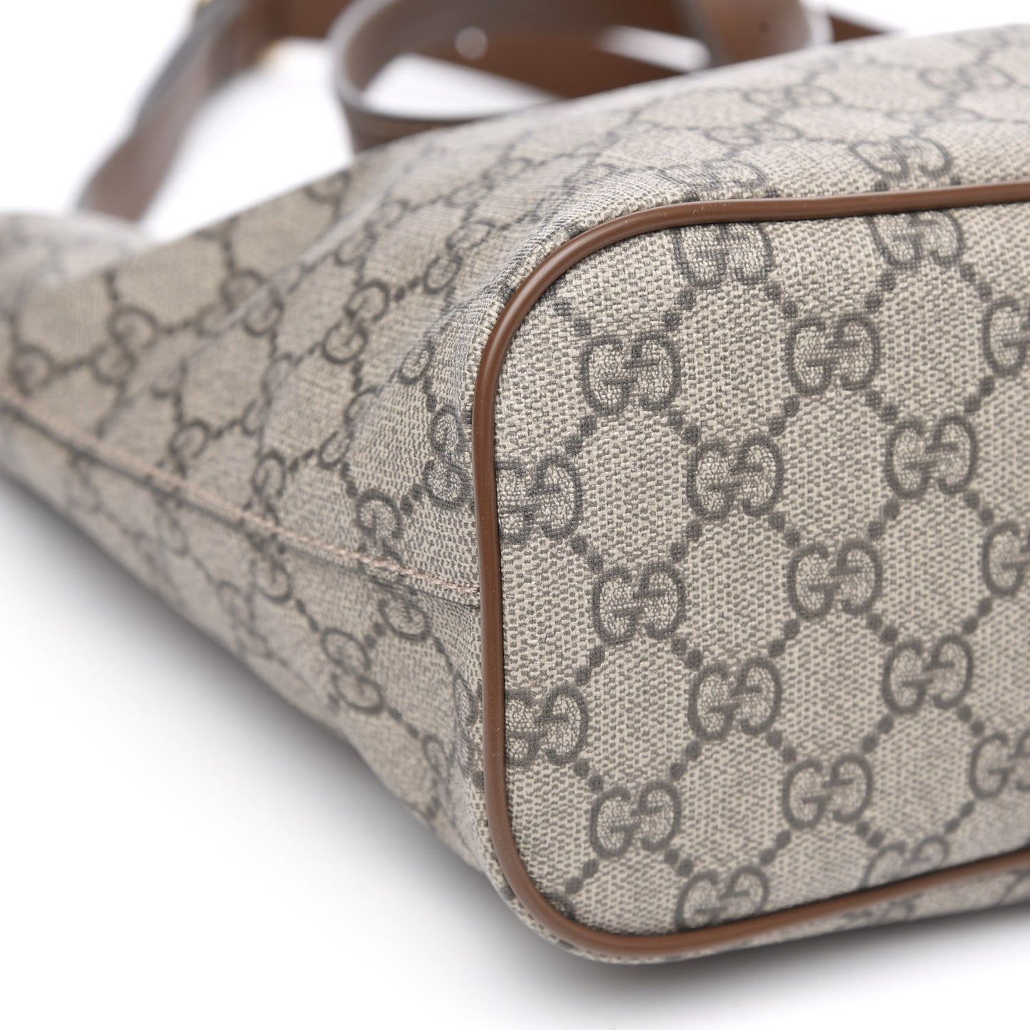 Soft GG Supreme Monogram Small Crossbody Tote Beige Cuir