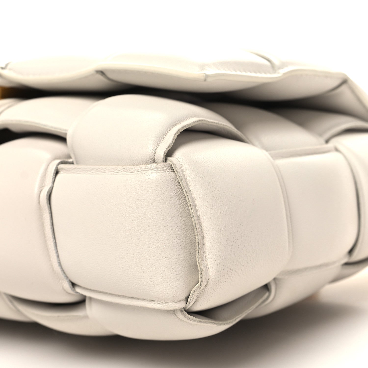 Bottega Veneta Lambskin Maxi Intreccio Padded Chain Cassette Crossbody Bag White 10 of 11