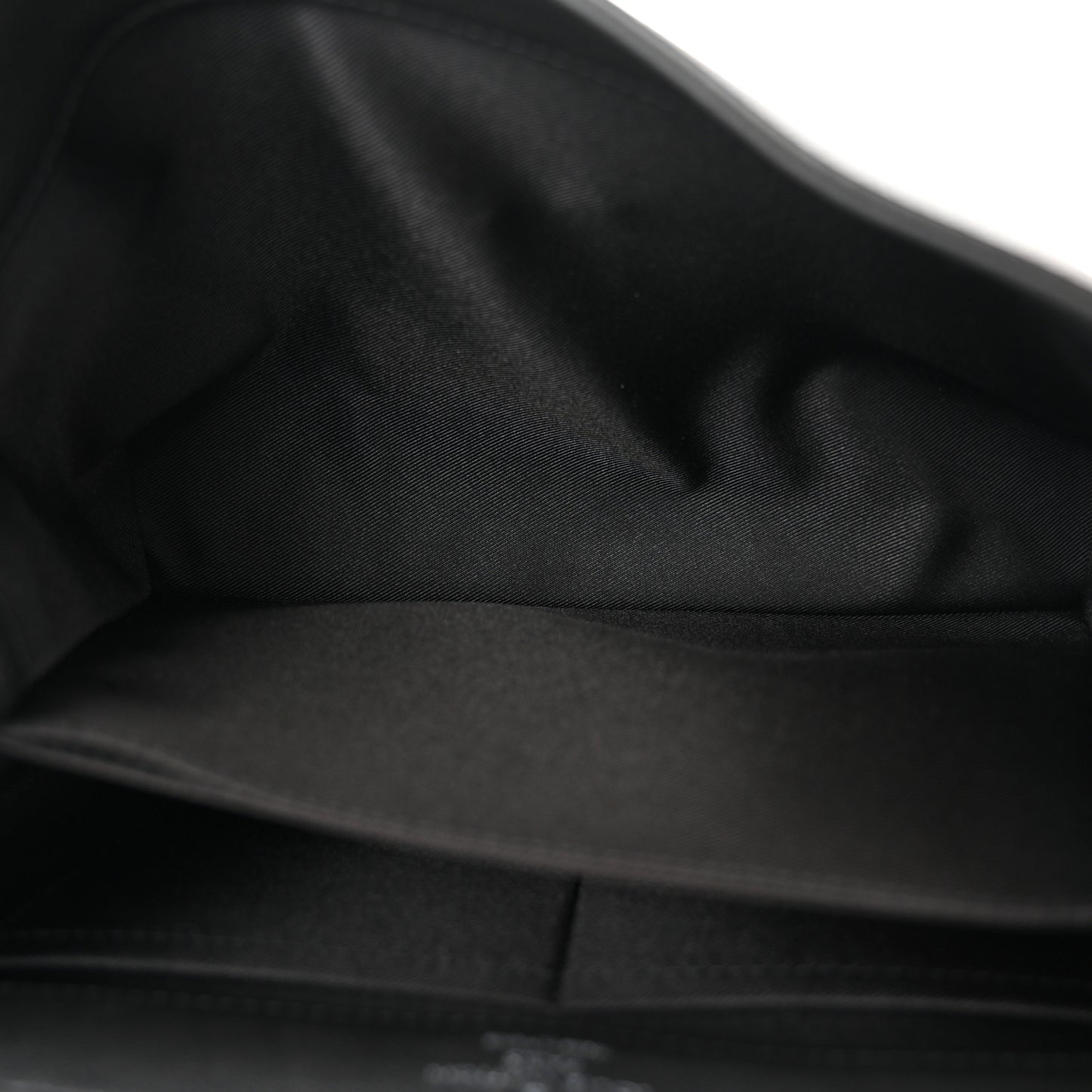 Soft Calfskin Lockme II Top Handle Black