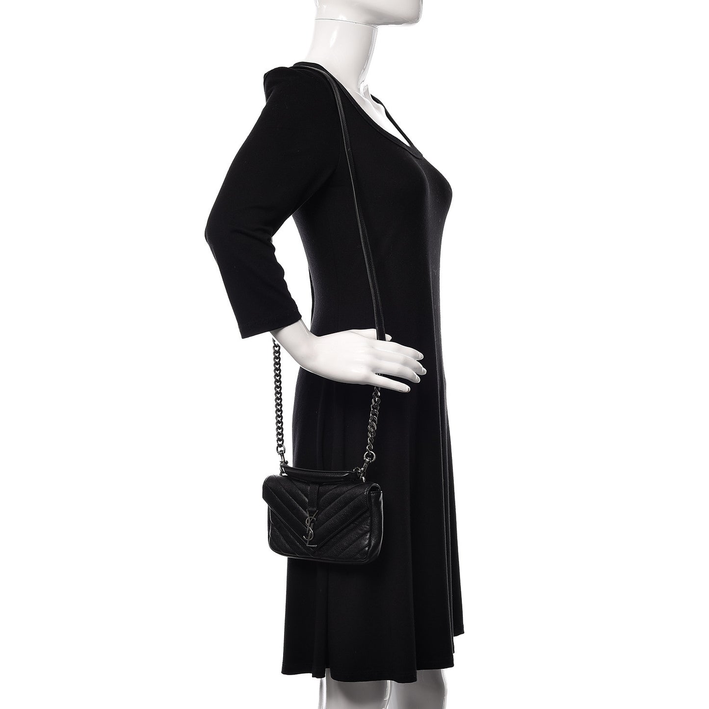 Sheepskin Matelasse Chevron Monogram College Chain Wallet Black