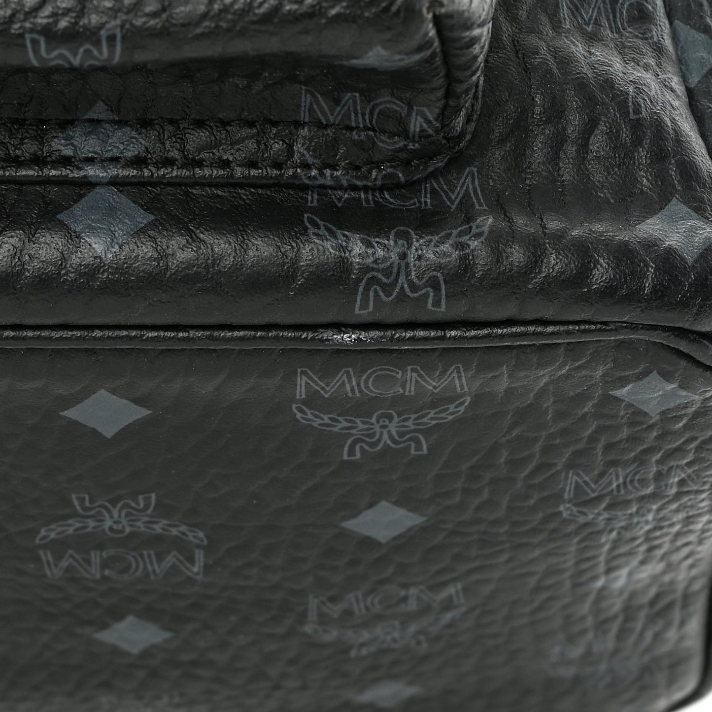 Visetos Studded Medium Stark M Backpack Black