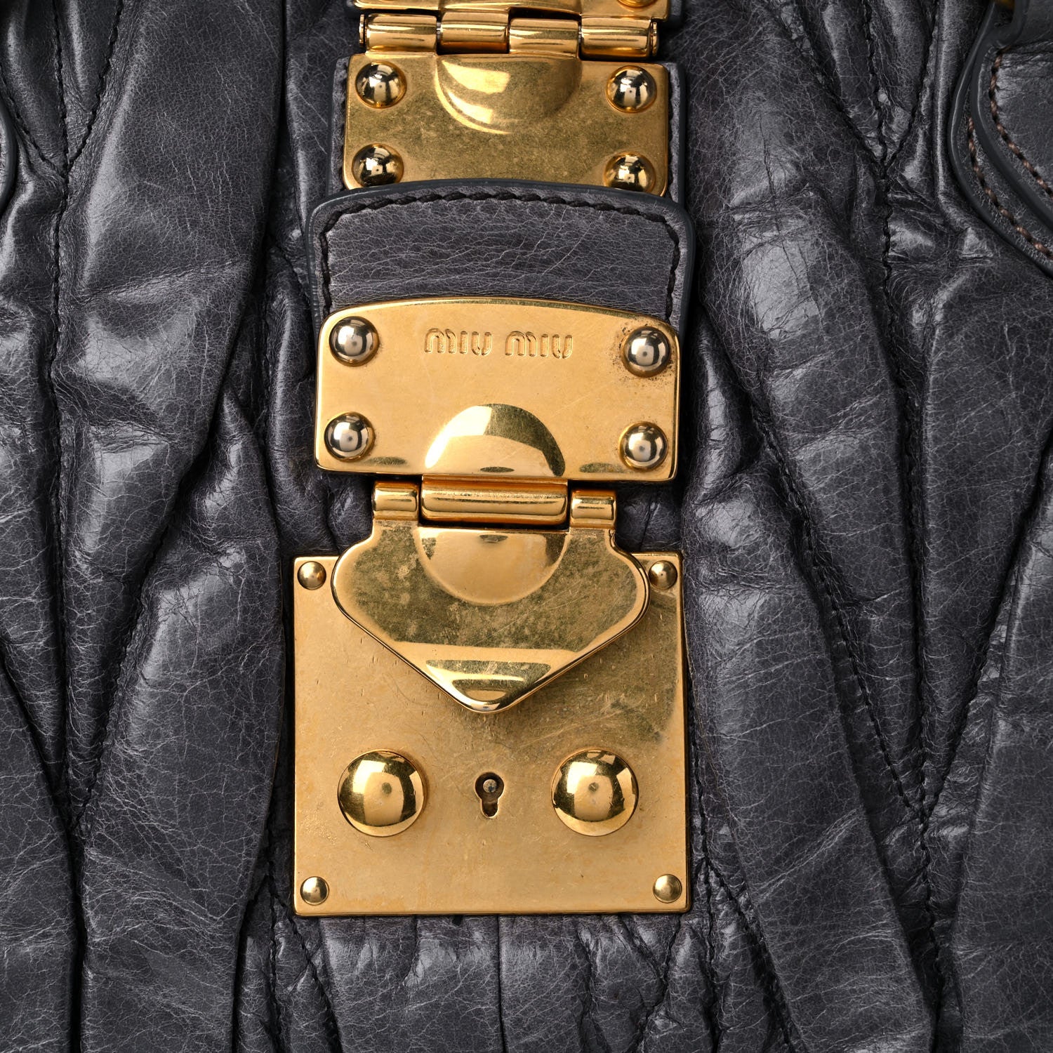 Miu Miu Nappa Matelasse Shopping Tote Prugna 20 of 27