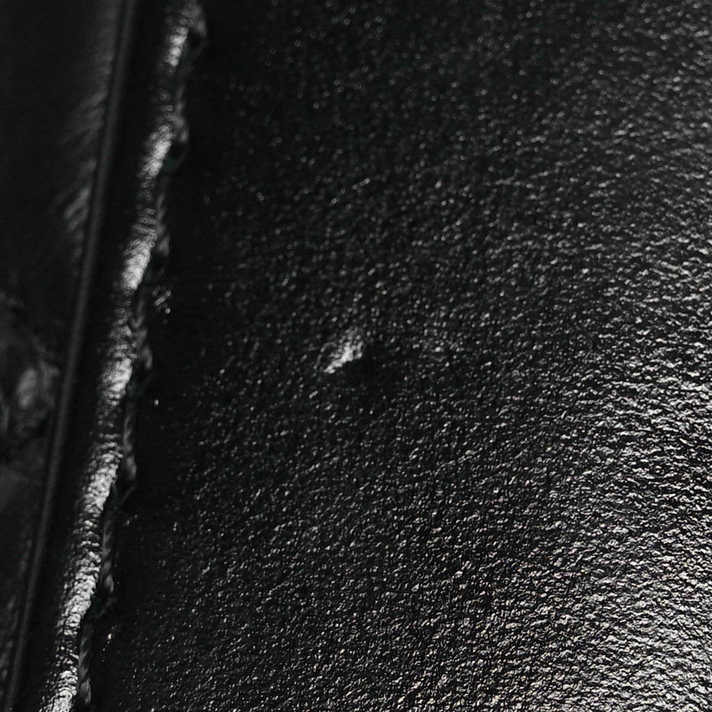 Aged Calfskin Quilted Small Gabrielle Clutch With Chain Black