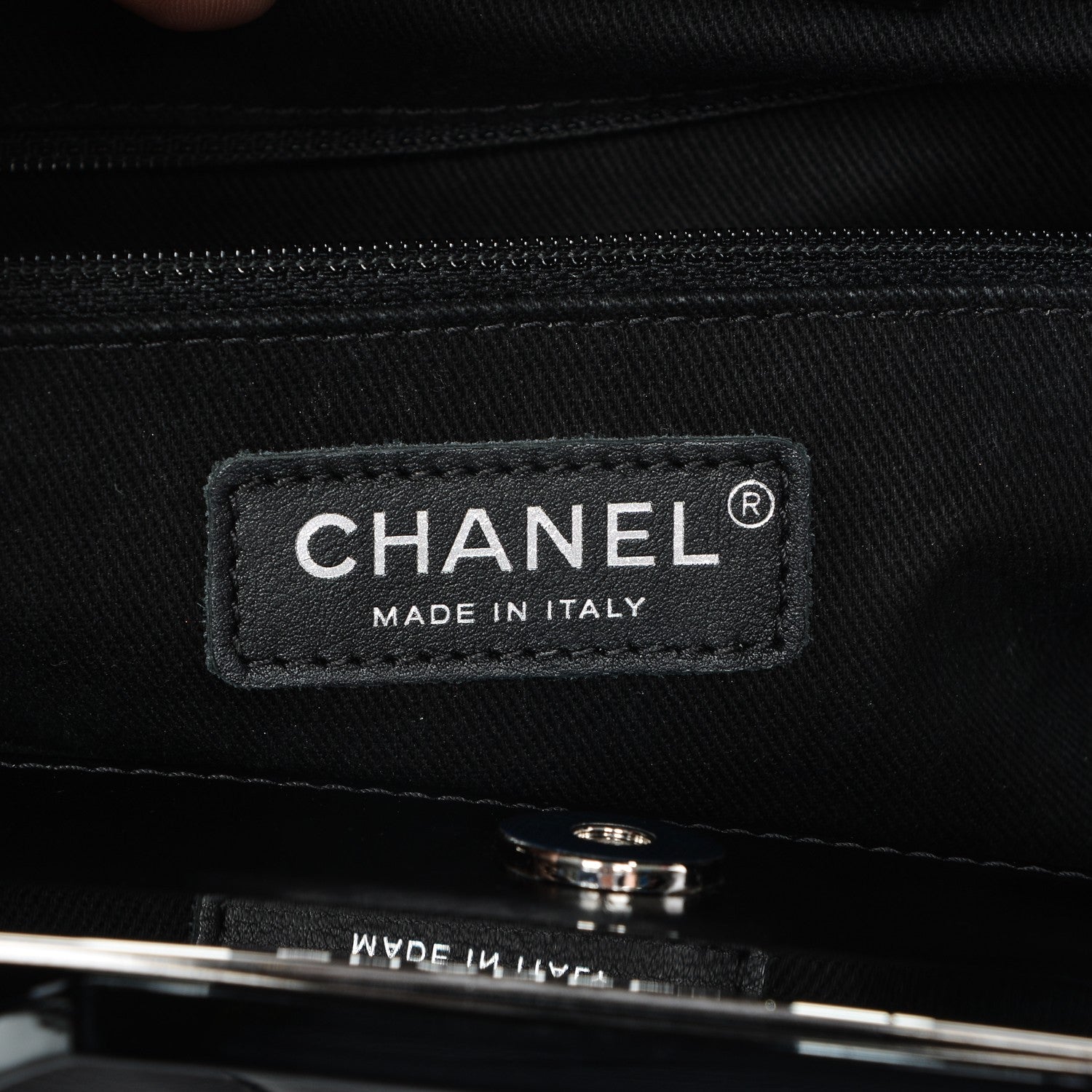 Chanel Glazed Calfskin Quilted Small CC Delivery Tote Black 6 of 7
