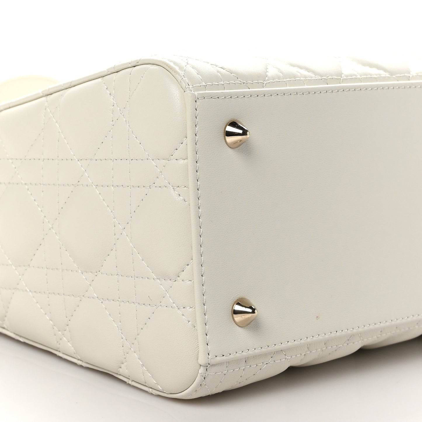 Lambskin Cannage Medium Lady Dior Ivory