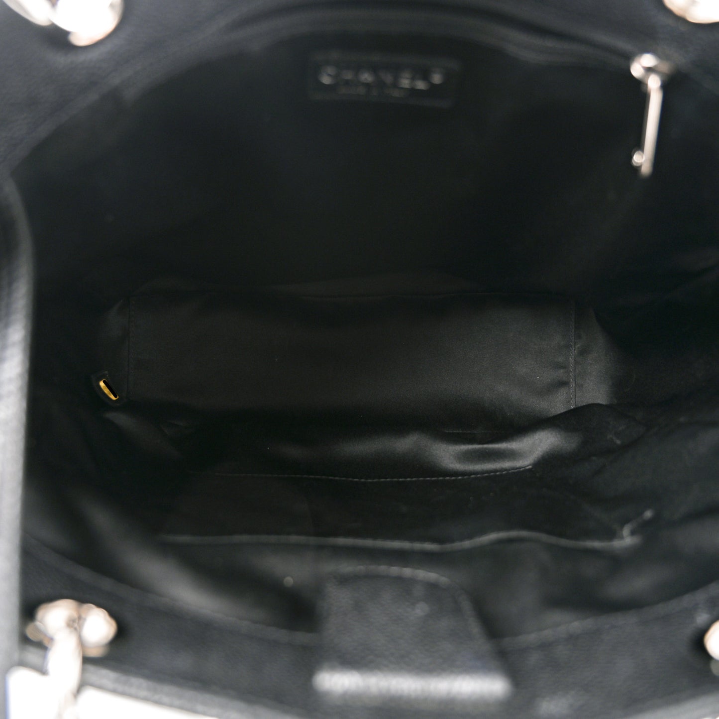 Caviar Quilted Vertical Grand Shopping Tote GST Black