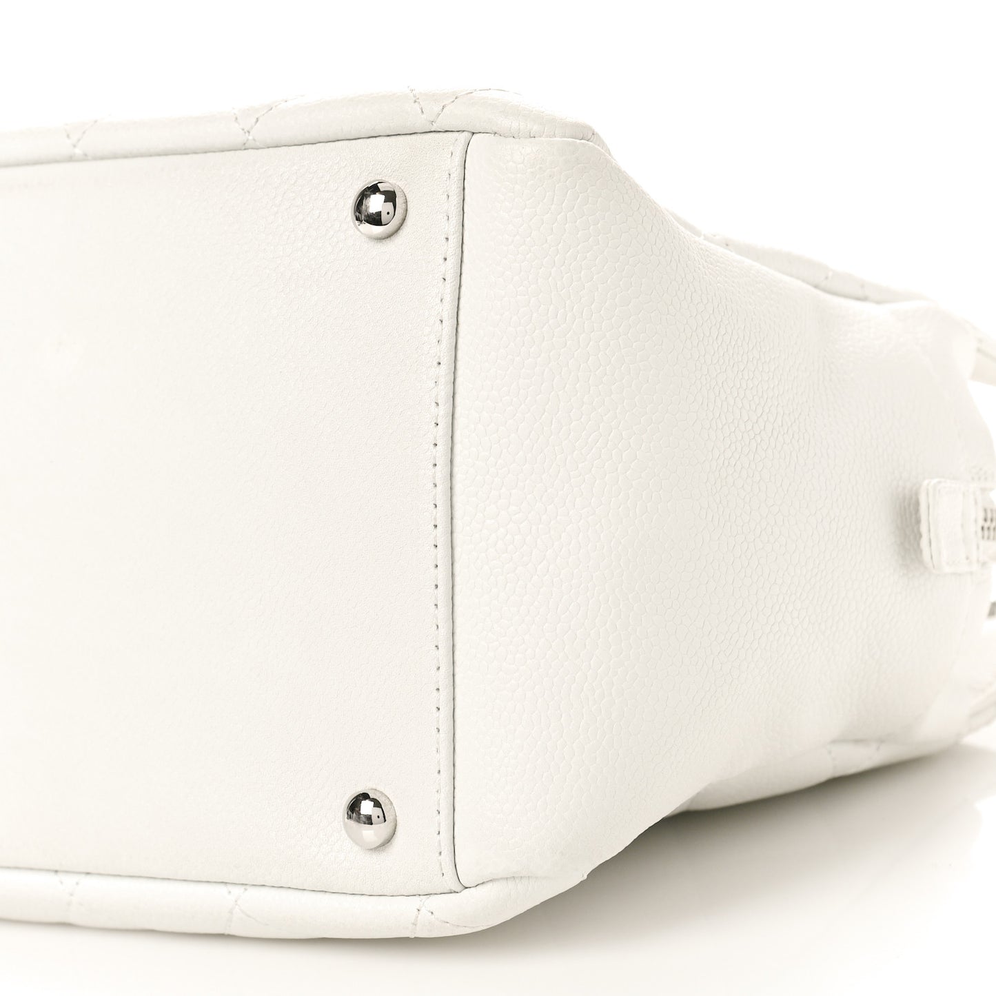 Caviar Quilted Petit Timeless Tote PTT White