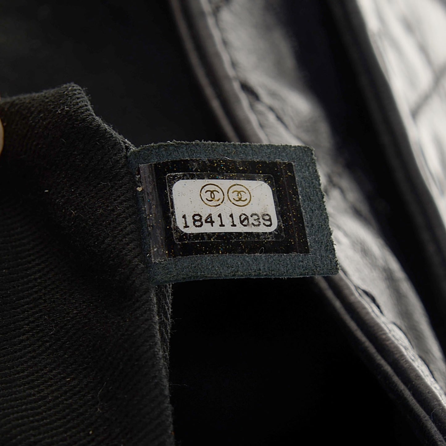 Aged Crumpled Calfskin Small Vintage Flap Black