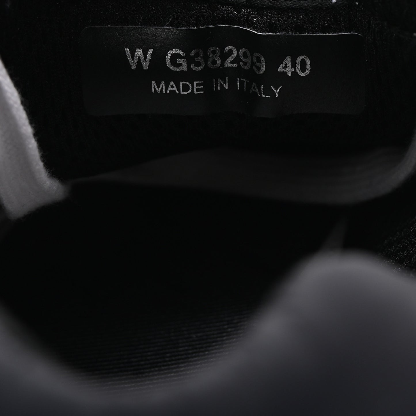 Mesh Suede Calfskin Grained Calfskin Womens CC Sneakers 40 White Black