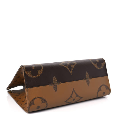 Louis Vuitton Reverse Monogram Giant Onthego MM 4 of 7