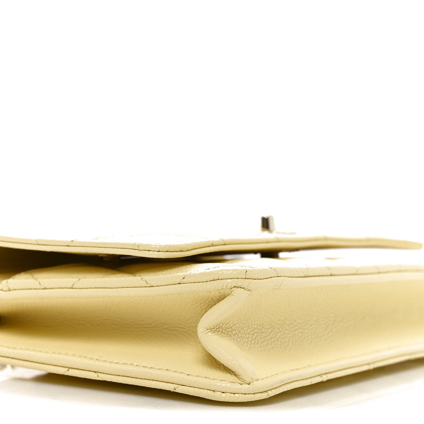 Caviar Quilted CC Turnlock Wallet On Chain WOC Light Yellow