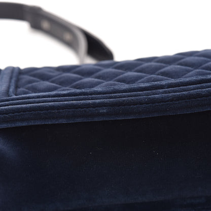 Chanel Velvet Quilted Small Boy Flap Marine Fonce 15 of 17