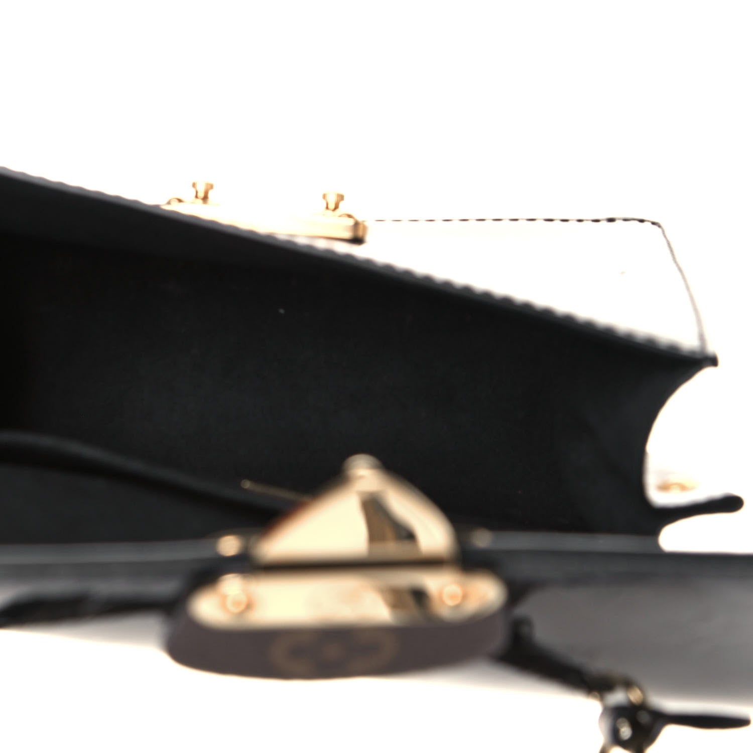 Louis Vuitton Vernis Epi Monogram Spring Street Black 5 of 15