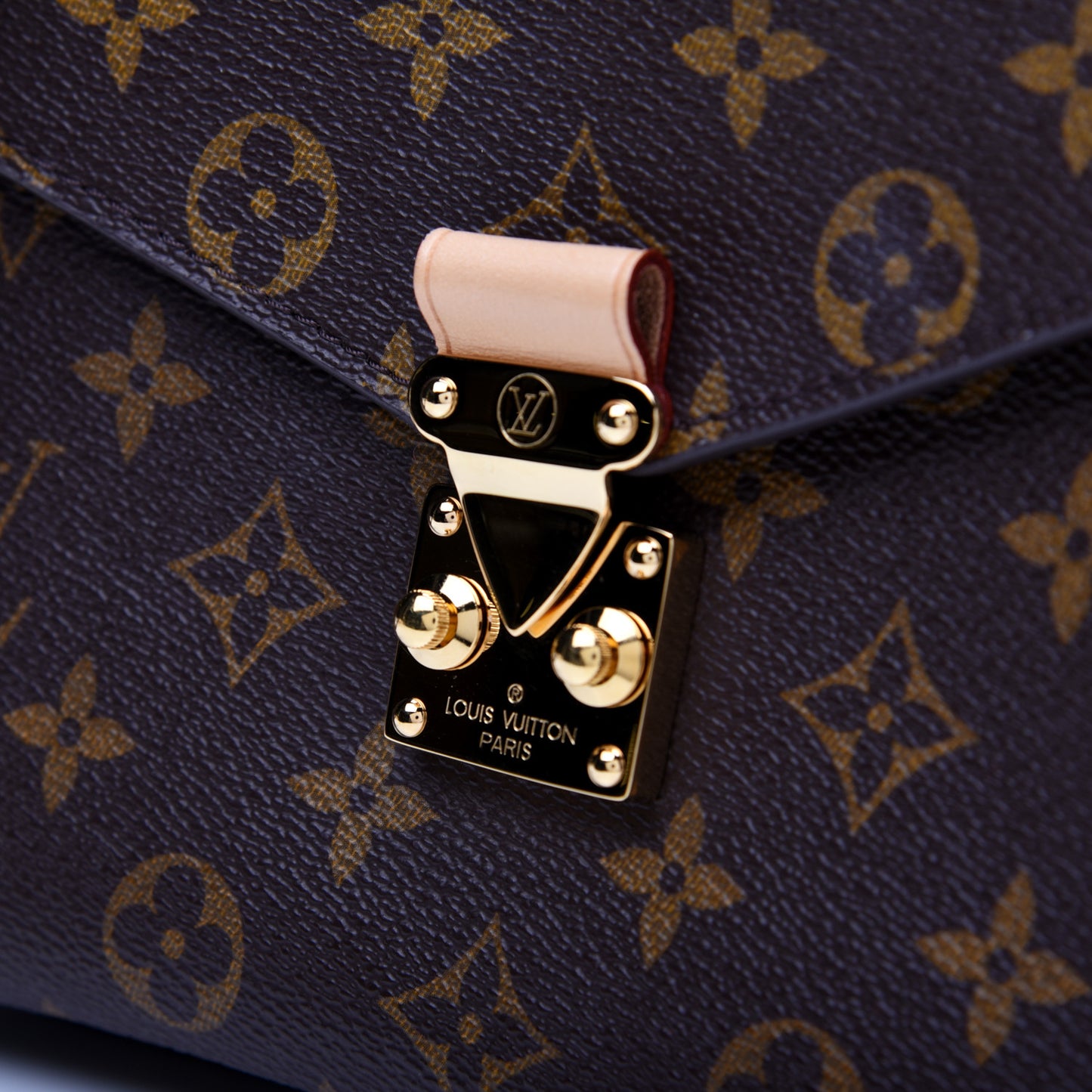 Monogram Pochette Metis