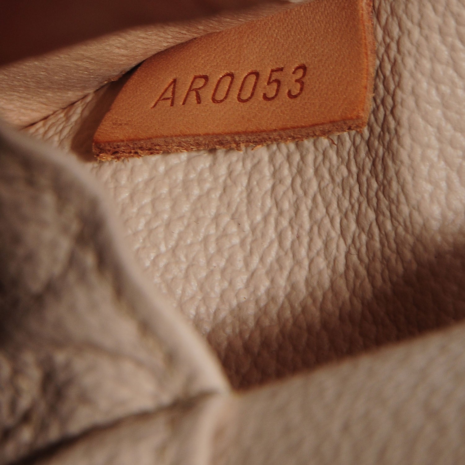 Louis Vuitton Monogram Spontini 6 of 7