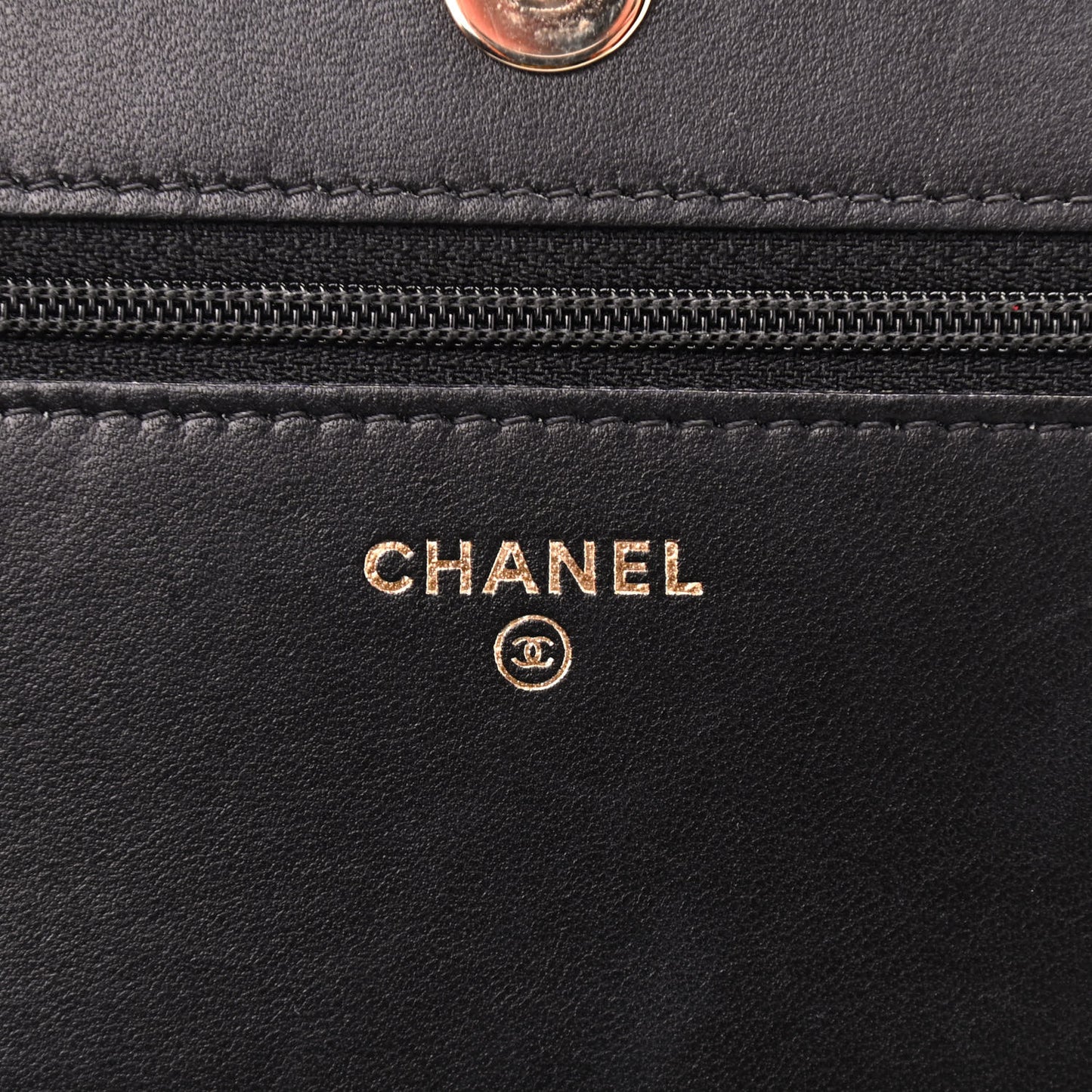 Lambskin Quilted Pearl Wallet On Chain WOC Black