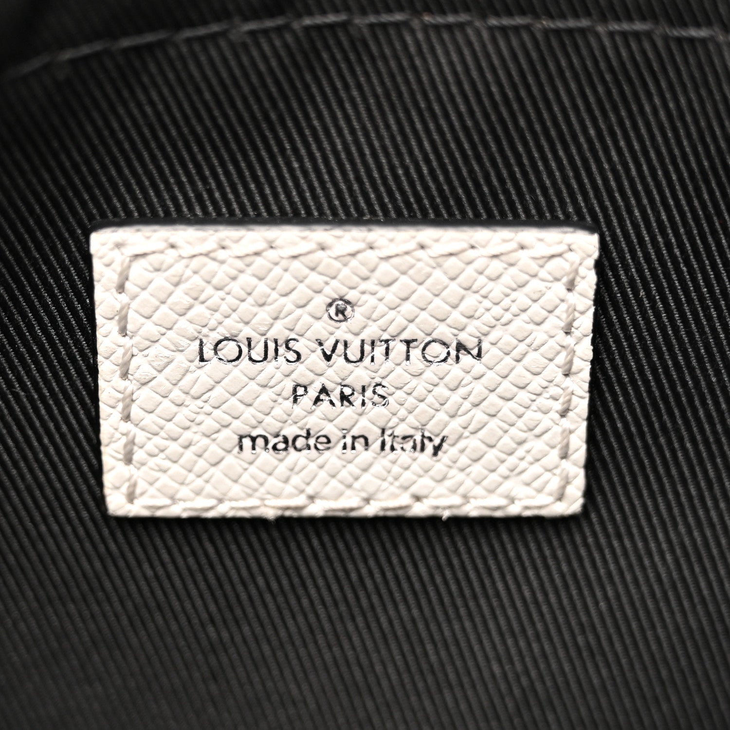 Louis Vuitton Taigarama Outdoor Messenger Antartica 6 of 14