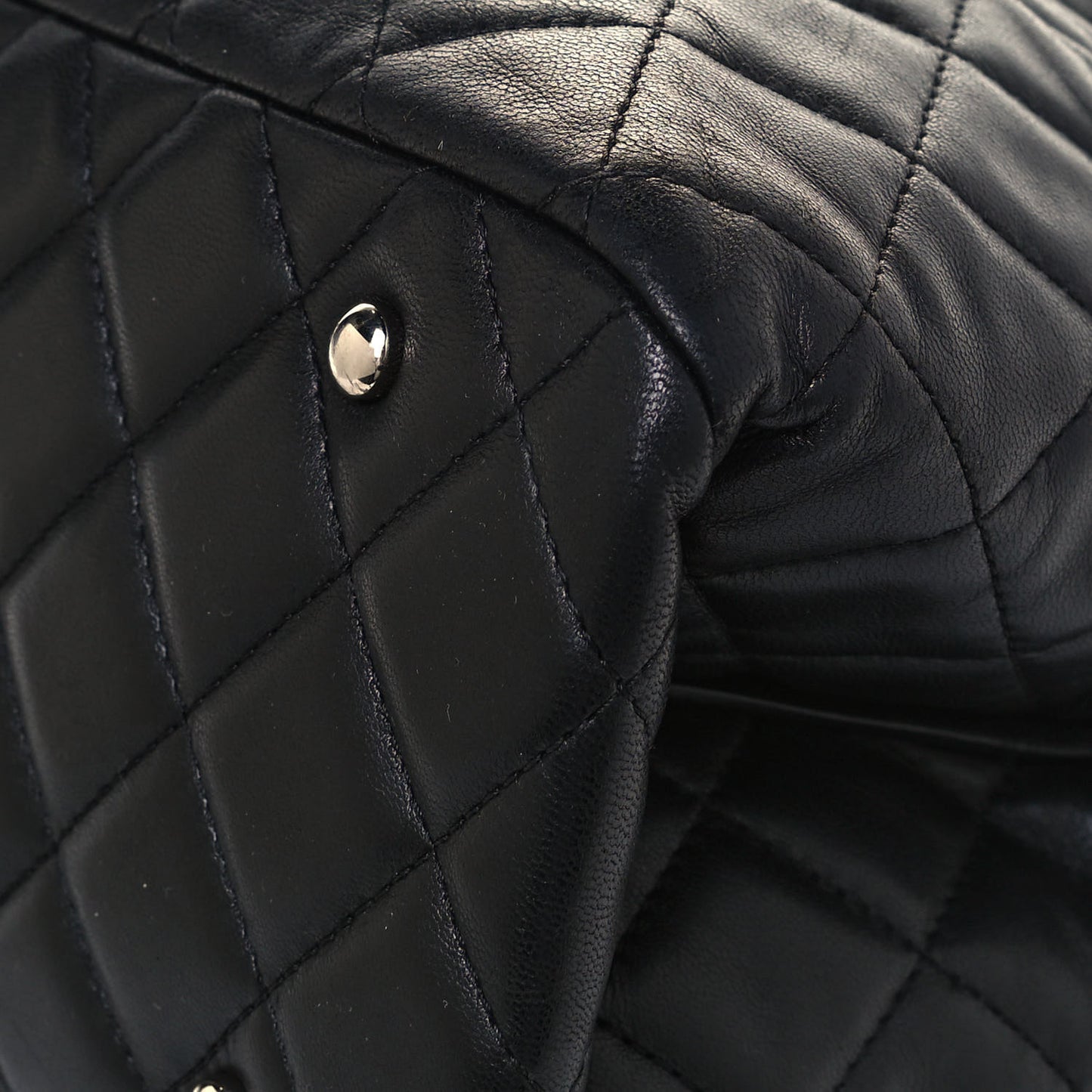 Lambskin Quilted Daily Shopping Tote Black