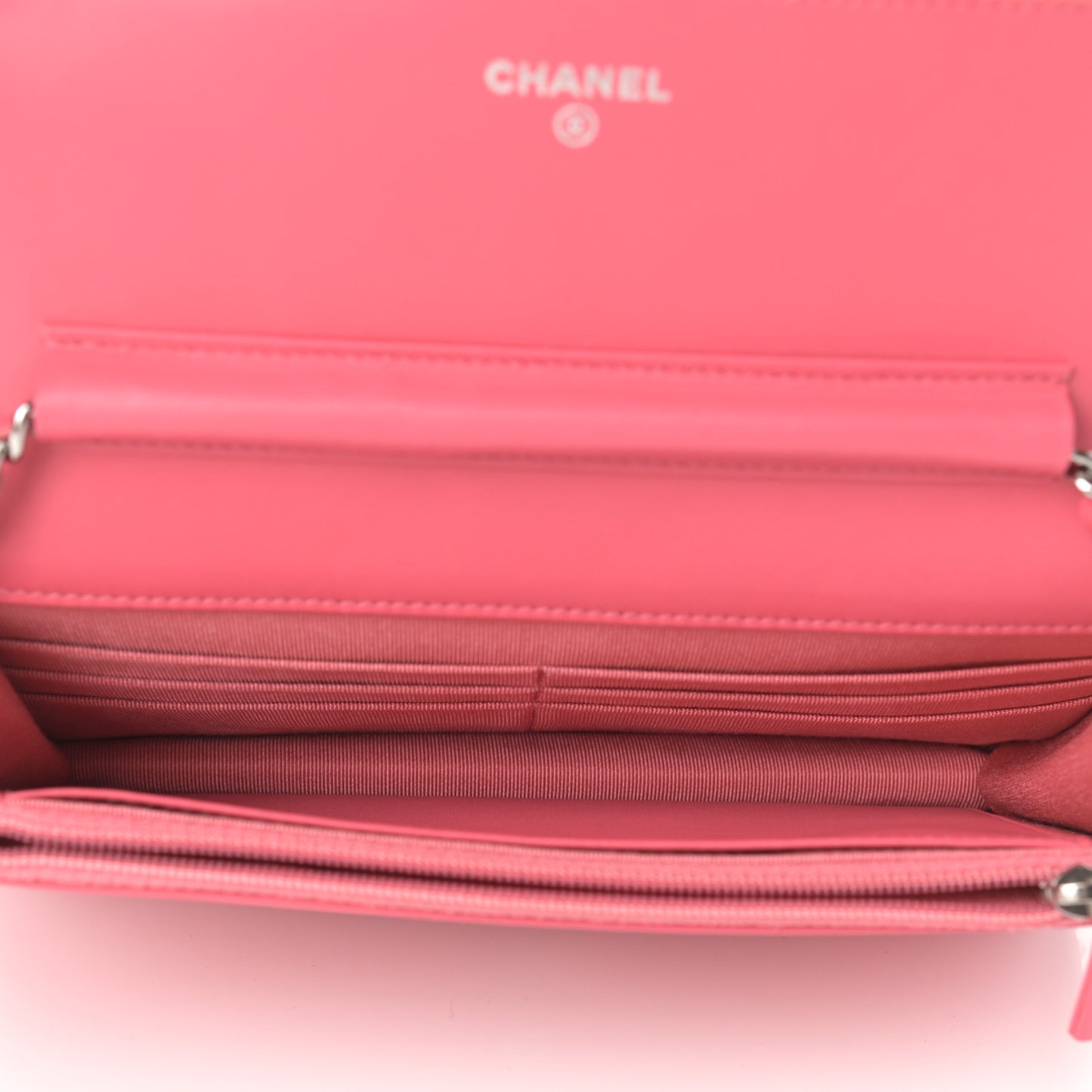 Patent Quilted Wallet On Chain WOC Pink