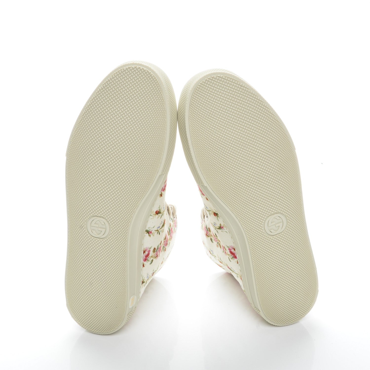 Gucci Canvas Romantic Print Major Blind For Love High Top Sneakers 35.5 in Ivory 5 of 11