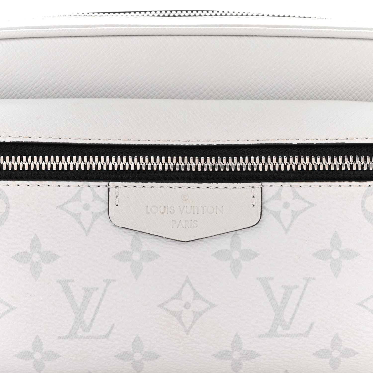 Louis Vuitton Taiga Monogram Outdoor Bumbag White 8 of 10