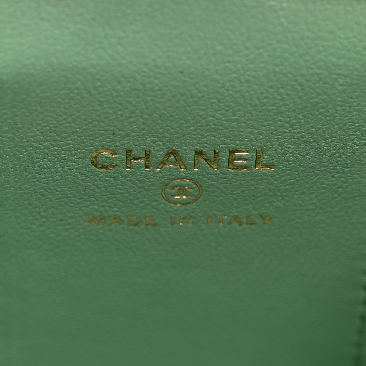 Chanel Lambskin Resin Quilted Mini Heart Mini Vanity Case With Chain Light Green 6 of 10