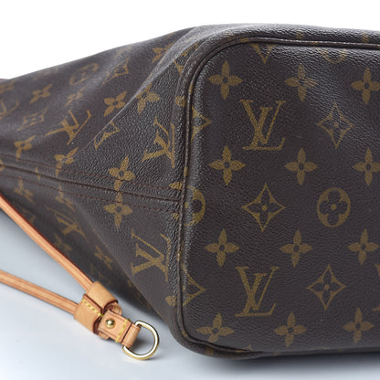 Louis Vuitton Monogram Neverfull MM 16 of 17