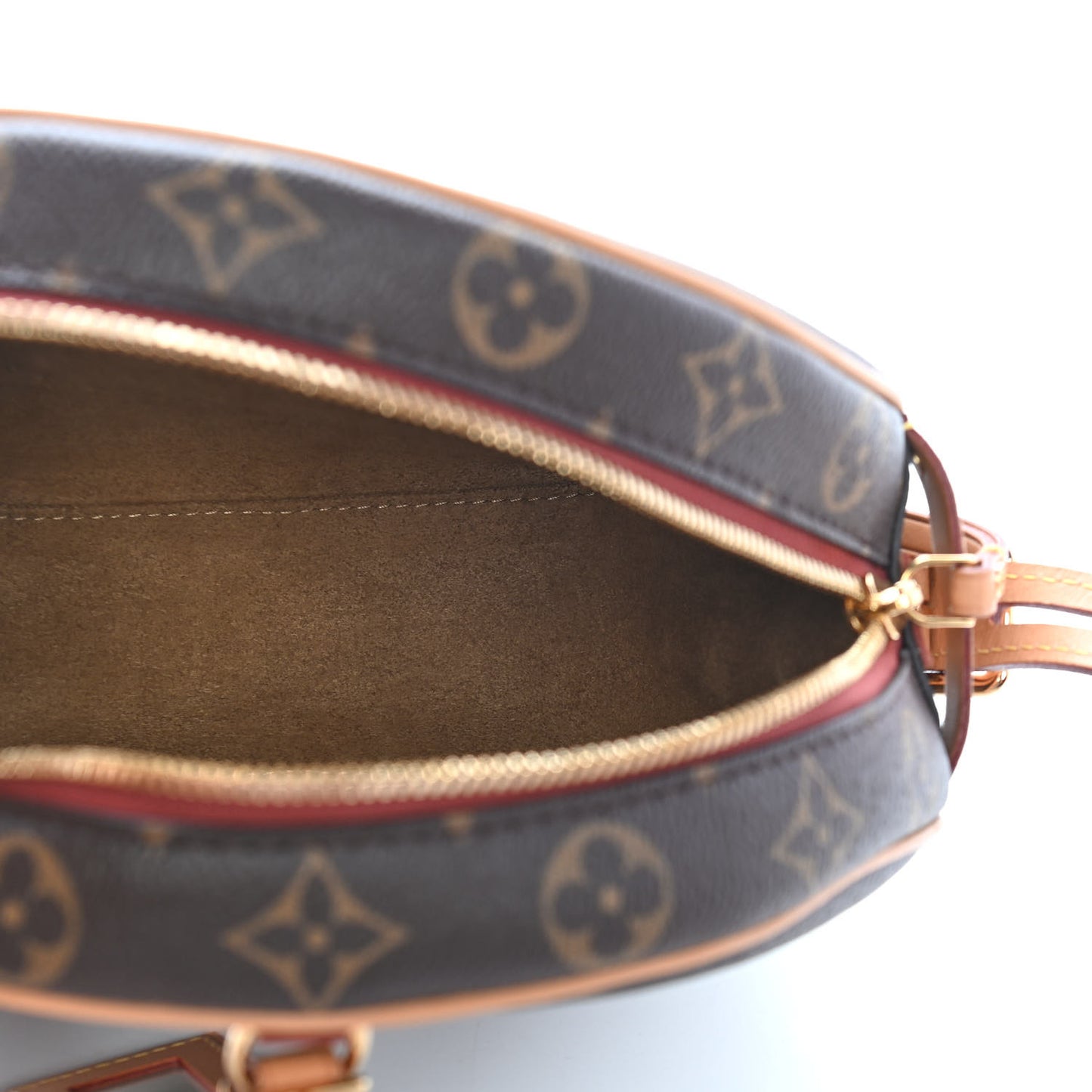 Monogram Boite Chapeau Souple MM