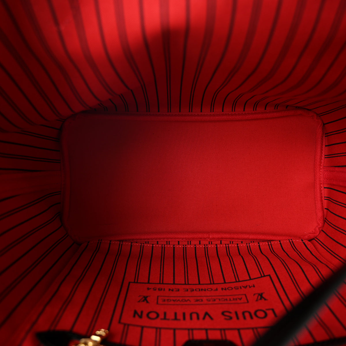 Louis Vuitton Monogram World Tour Neverfull MM 6 of 13