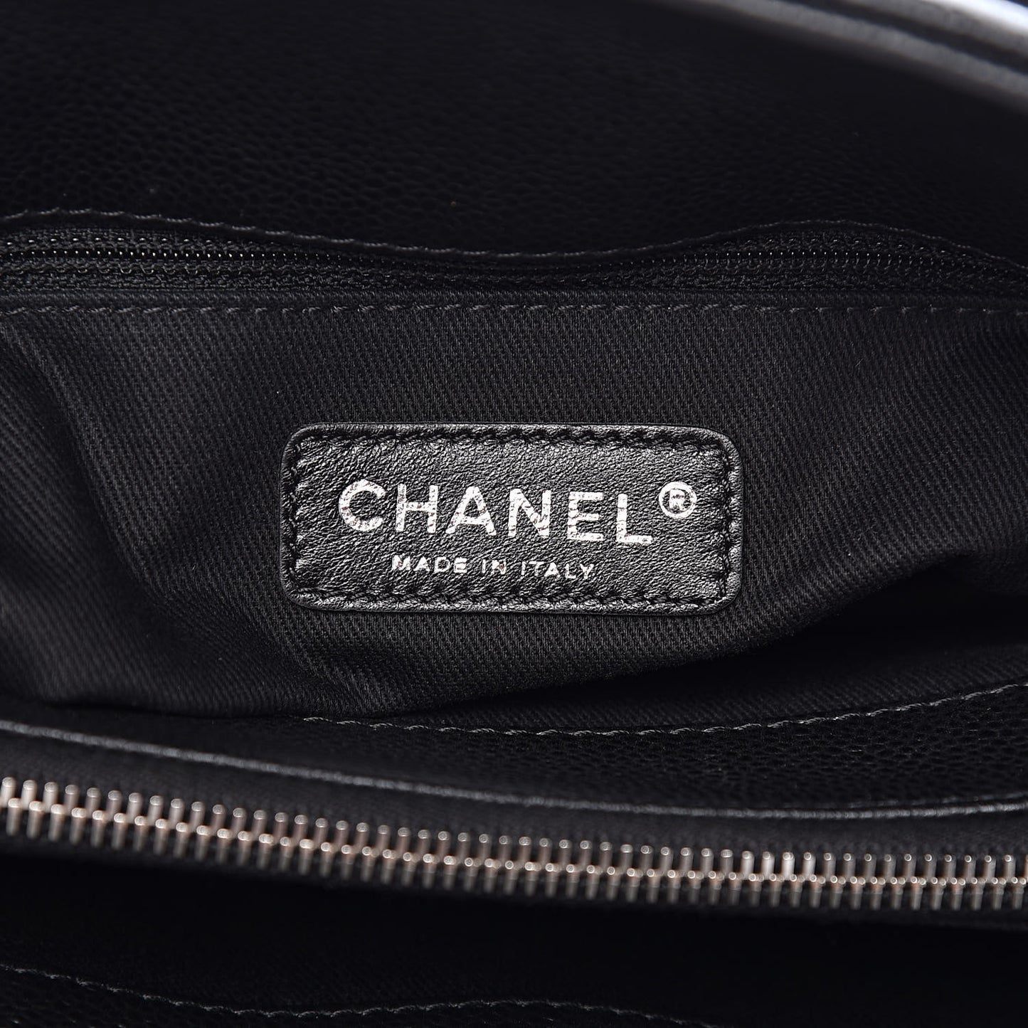 Caviar Quilted CC Timeless Soft Tote Black