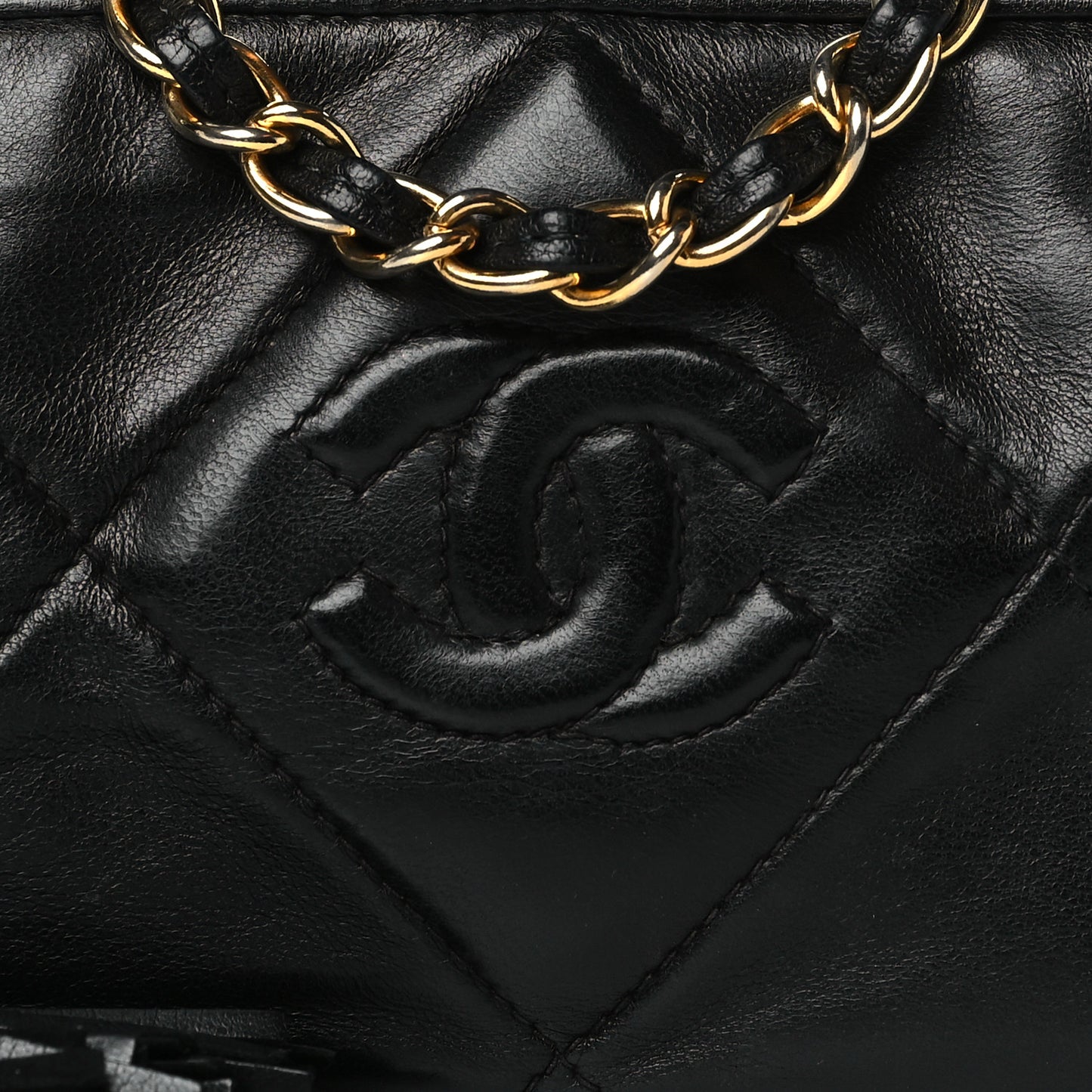 Lambskin Quilted Small Tassel Camera Case Black