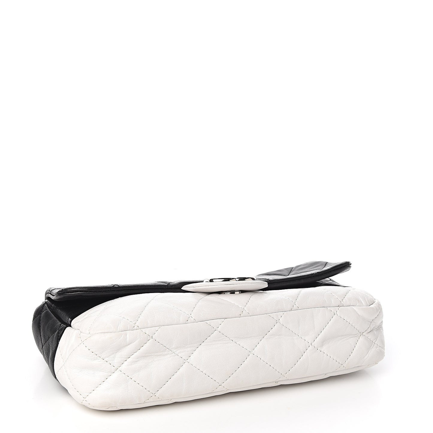 Lambskin Quilted Medium Flap Black White