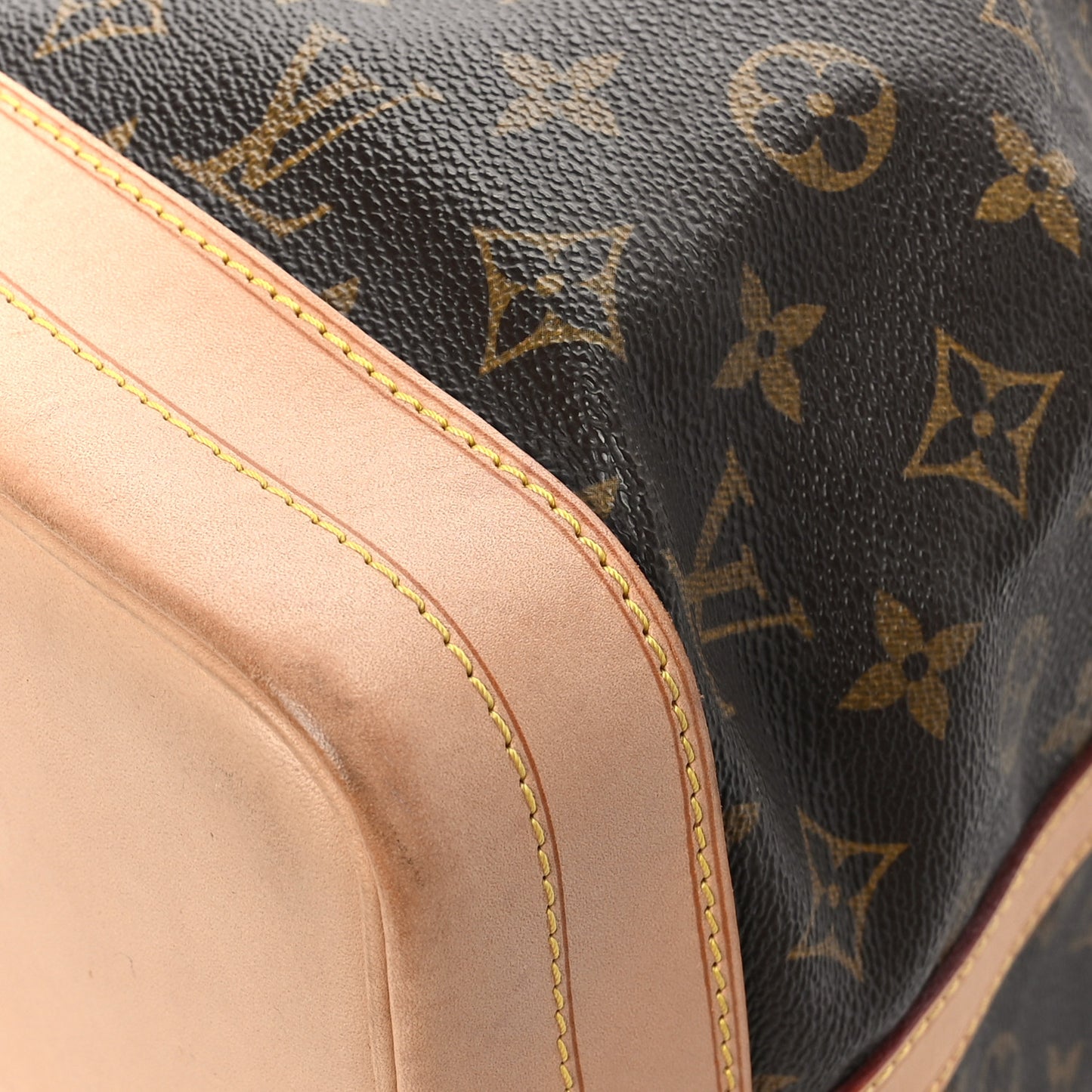 Monogram Noe