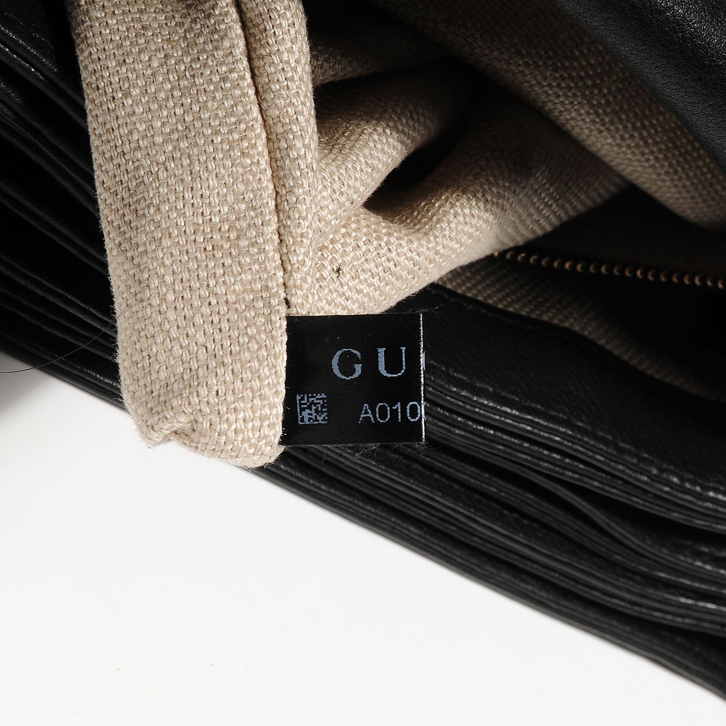Grained Calfskin Medium Marrakech Flap Messenger Bag Black
