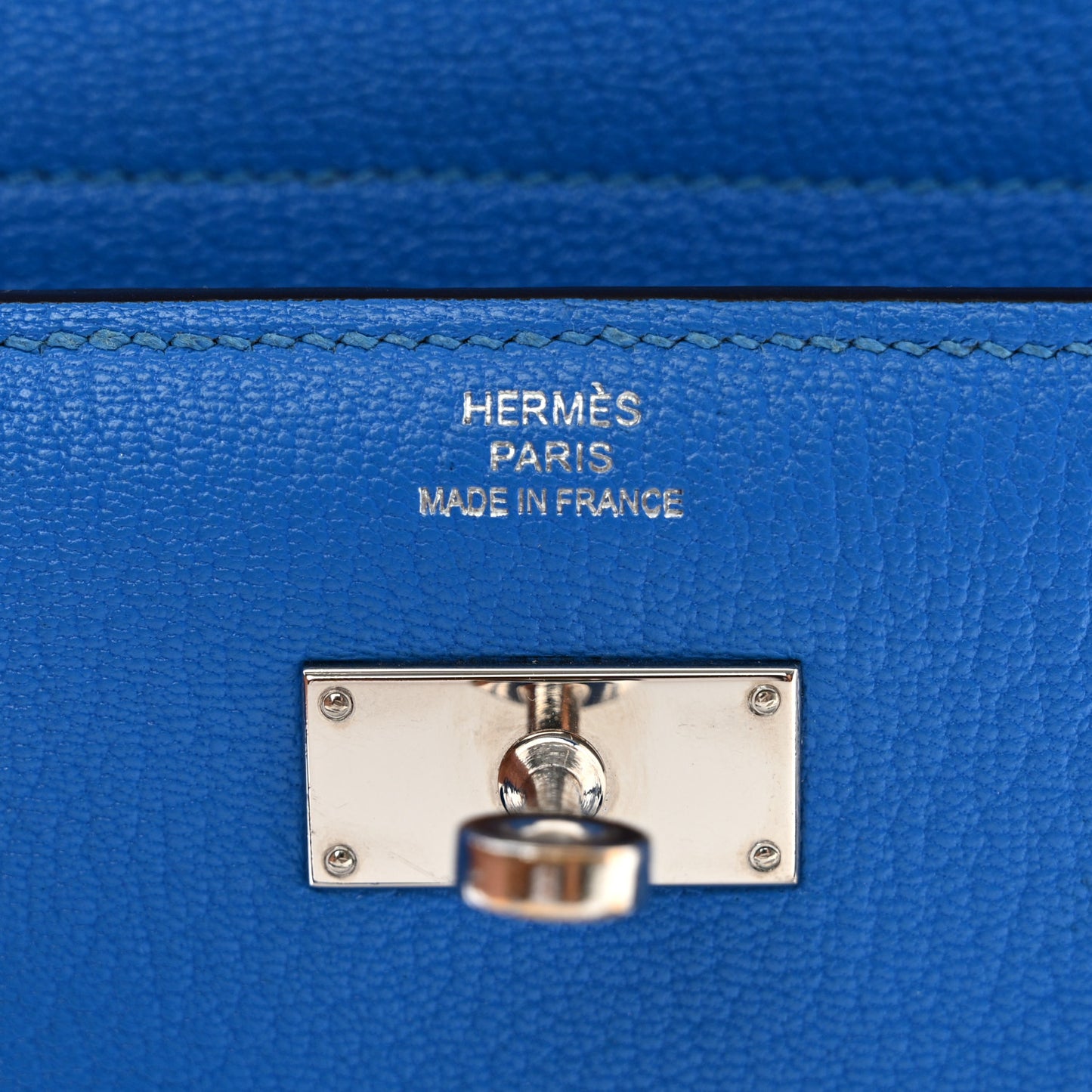 Chevre Mysore Medium Kelly Wallet Bleu Hydra