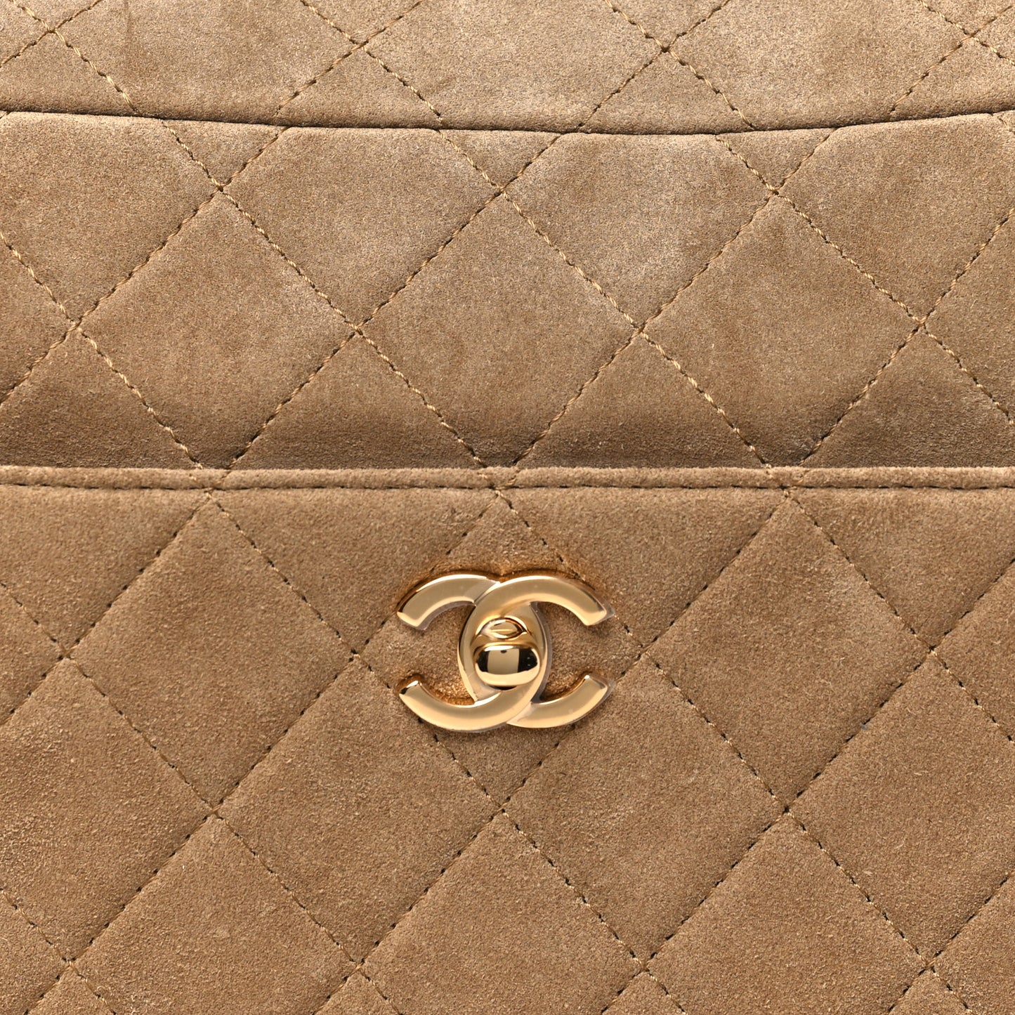 Suede Quilted Camerissimo Case Beige