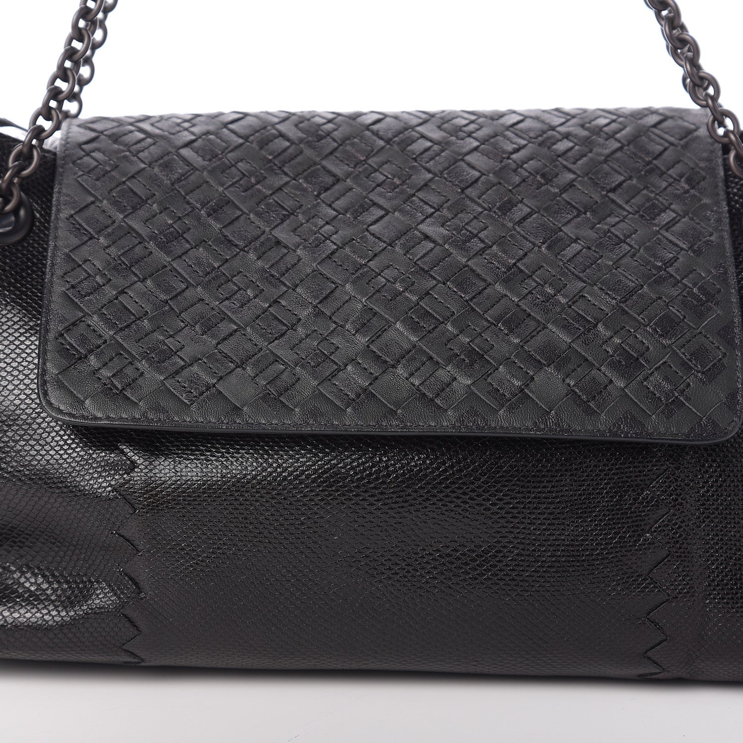 Bottega Veneta Vesuvio Karung Nappa Intrecciato Cravatteria Small Flap Shoulder Bag Black 9 of 9