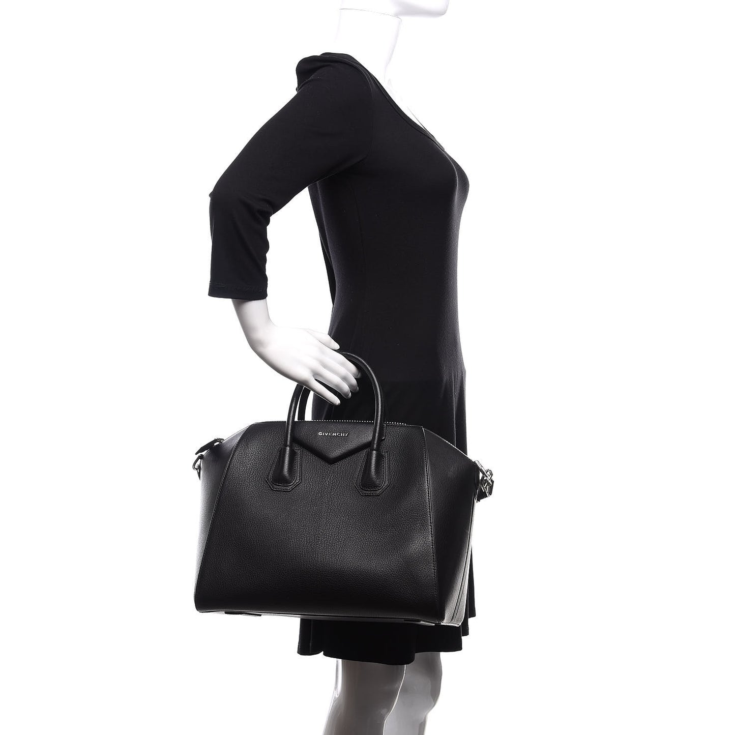 Sugar Goatskin Medium Antigona Black