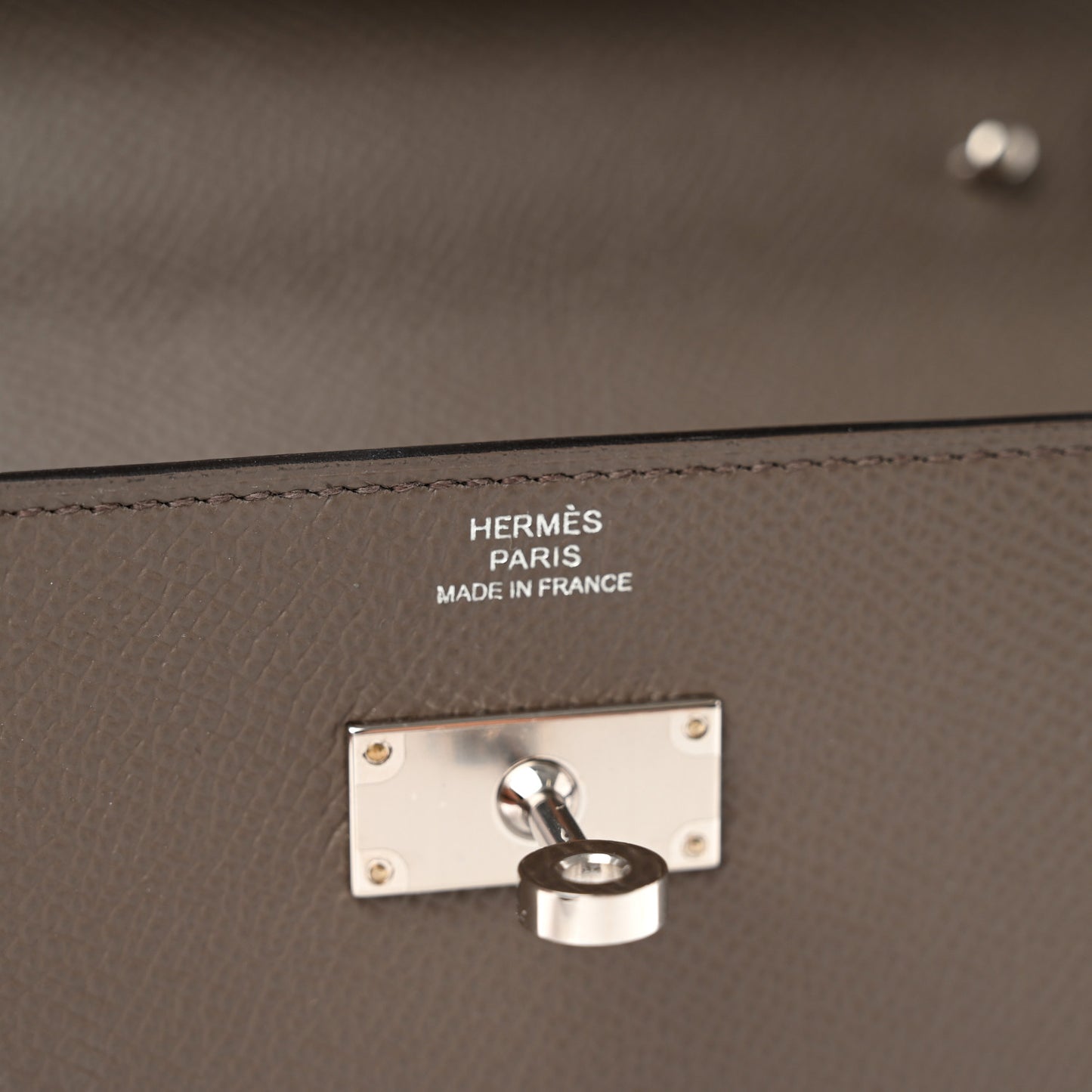 Epsom Kelly To Go Wallet Etain